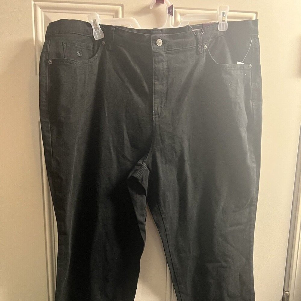 Gloria Vanderbilt Women's Classic Amanda High Rise Tapered Jean Sz 22W, Black